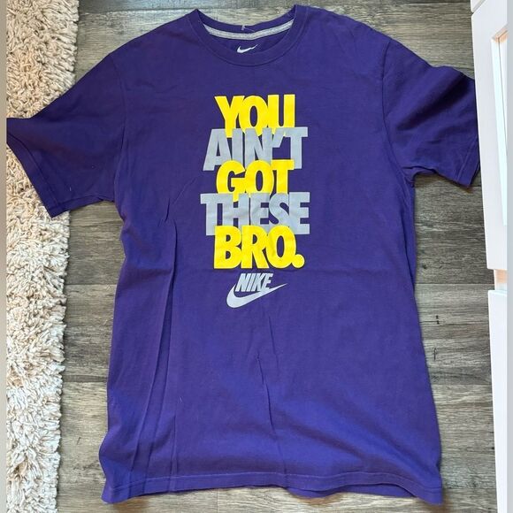 MENS NIKE SHIRT SIZE LARGE - Picture 1 of 2